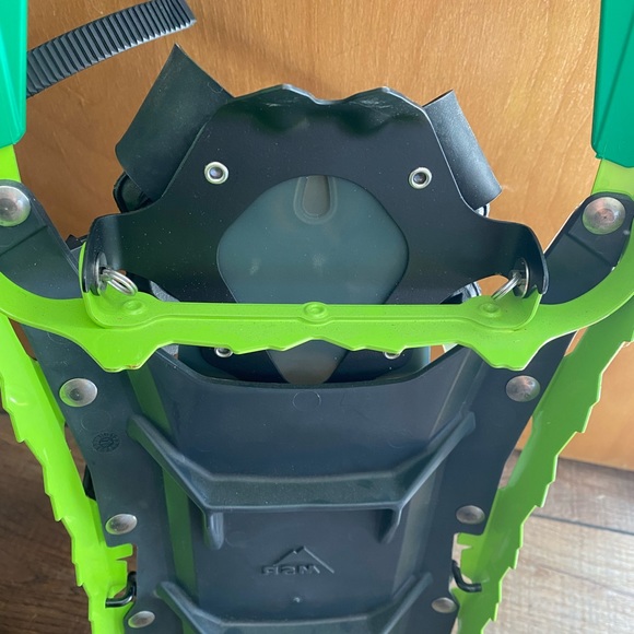 Snow Shoes 25” - Picture 4 of 4